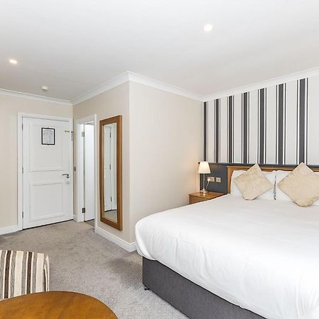 Hillview House Hotel Lusk Buitenkant foto