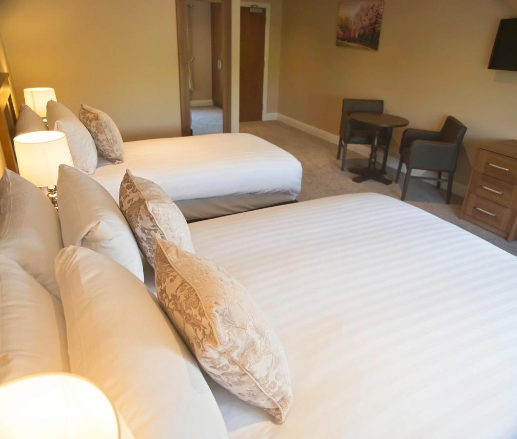 Hillview House Hotel Lusk Buitenkant foto