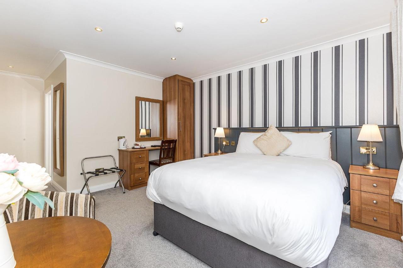 Hillview House Hotel Lusk Buitenkant foto