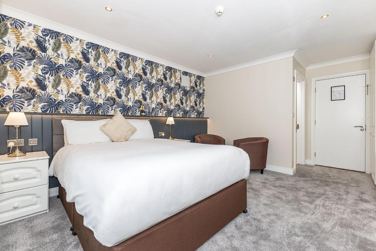 Hillview House Hotel Lusk Buitenkant foto