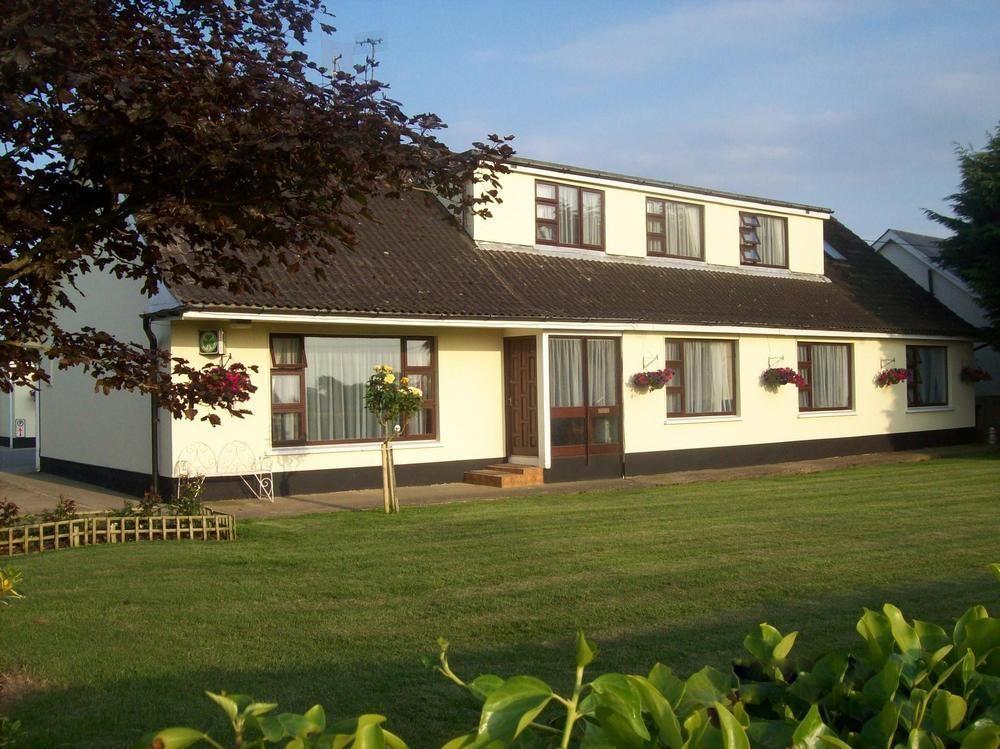 Hillview House Hotel Lusk Buitenkant foto