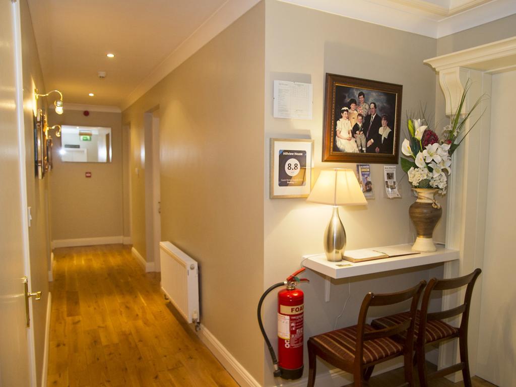 Hillview House Hotel Lusk Buitenkant foto